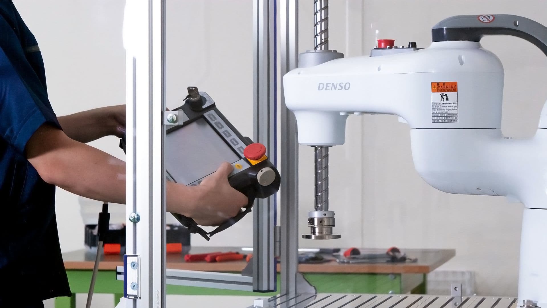 新潟FAロボットセンターメイン画像2